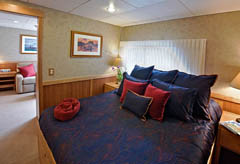 commodore suite
